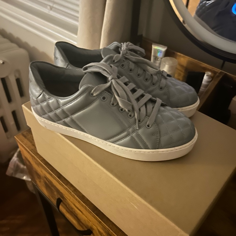 Women’s Burberry sneakers
